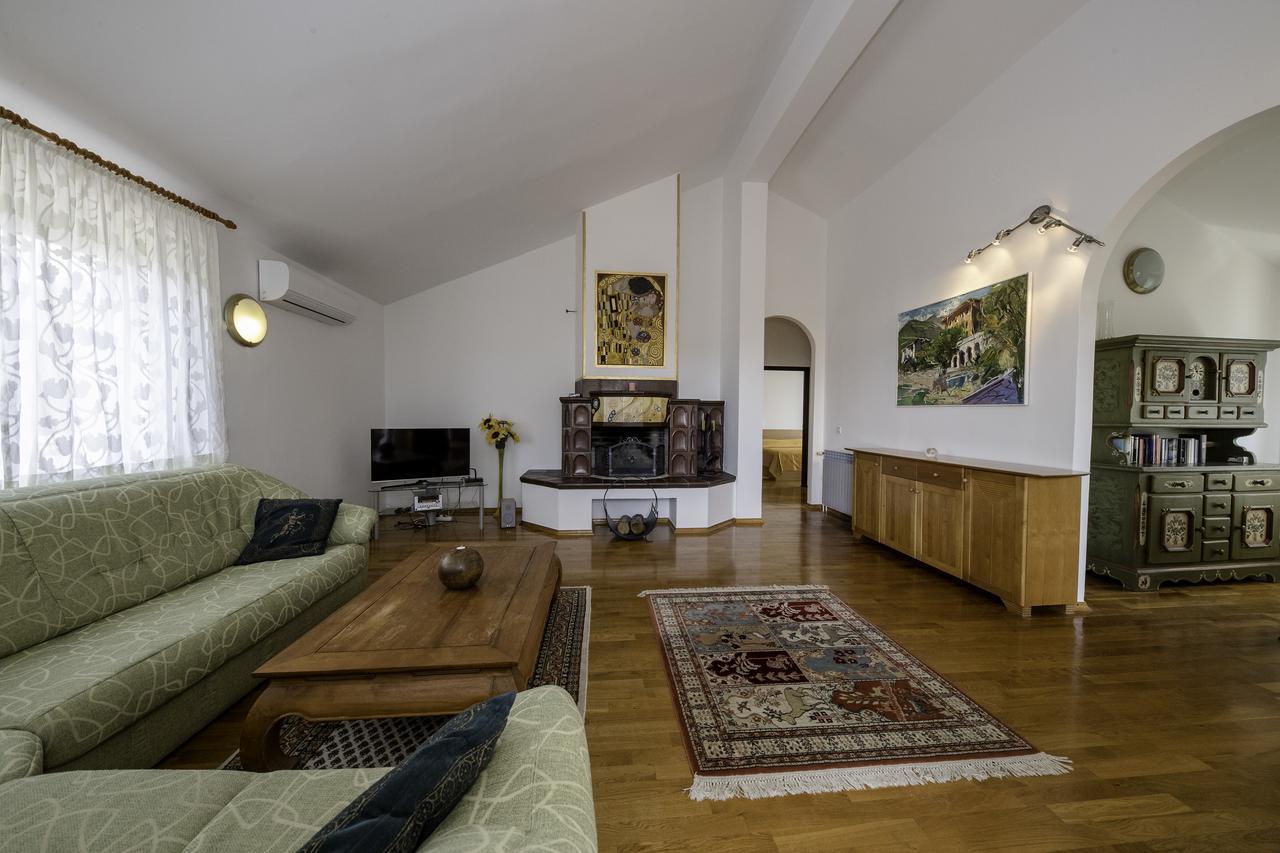 Apartments Dedic スペタルスカ・ドラガ エクステリア 写真