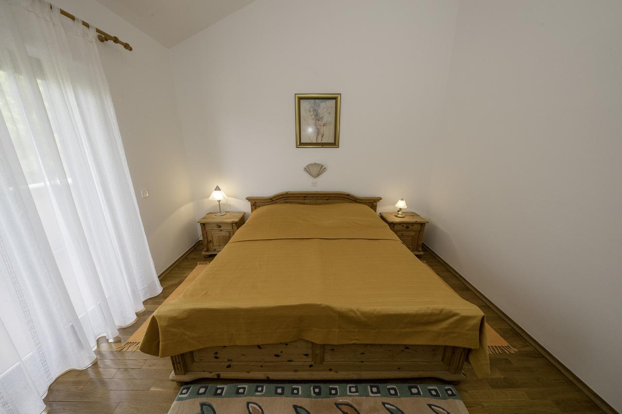 Apartments Dedic スペタルスカ・ドラガ エクステリア 写真
